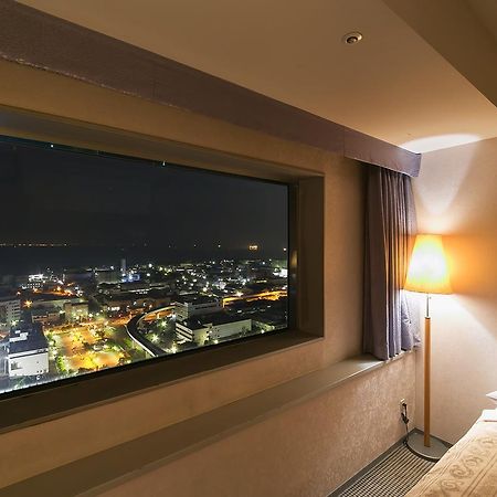 Yokohama Techno Tower Hotel ภายนอก รูปภาพ