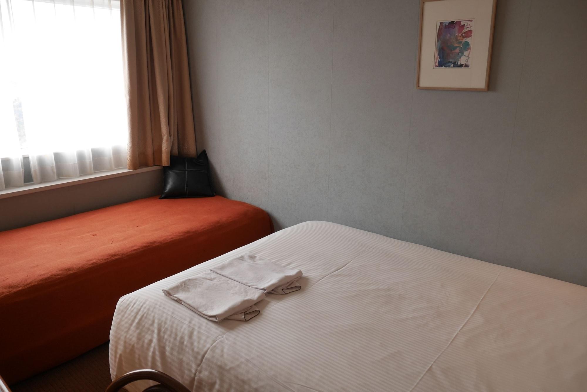 Yokohama Techno Tower Hotel ภายนอก รูปภาพ