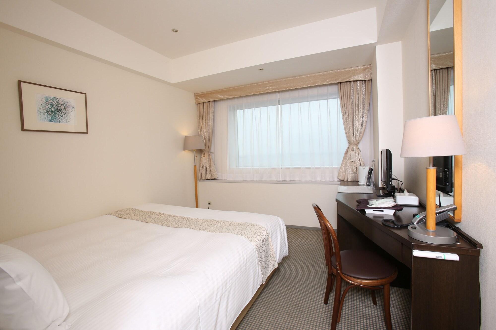 Yokohama Techno Tower Hotel ภายนอก รูปภาพ