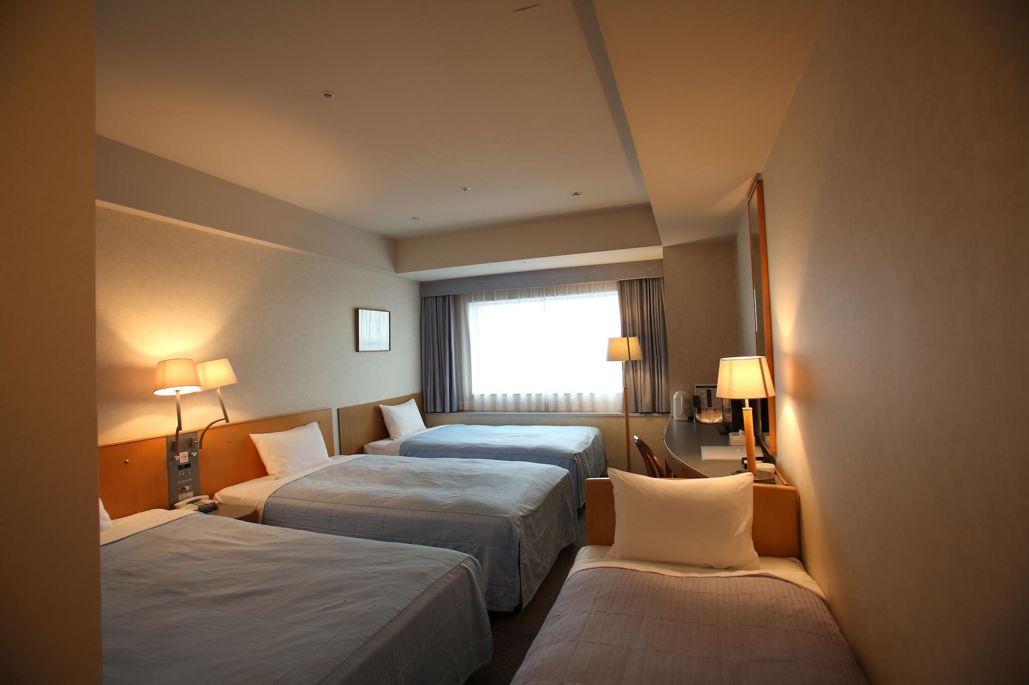 Yokohama Techno Tower Hotel ภายนอก รูปภาพ