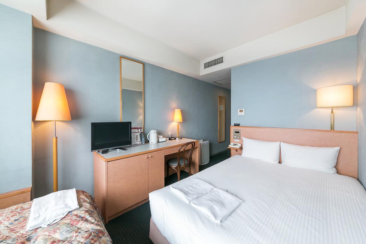 Yokohama Techno Tower Hotel ภายนอก รูปภาพ
