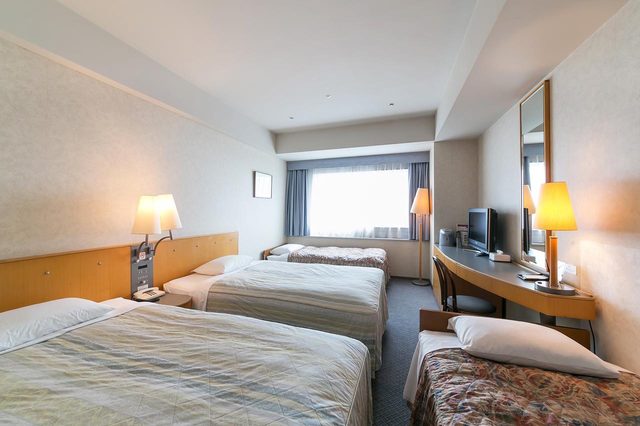 Yokohama Techno Tower Hotel ภายนอก รูปภาพ