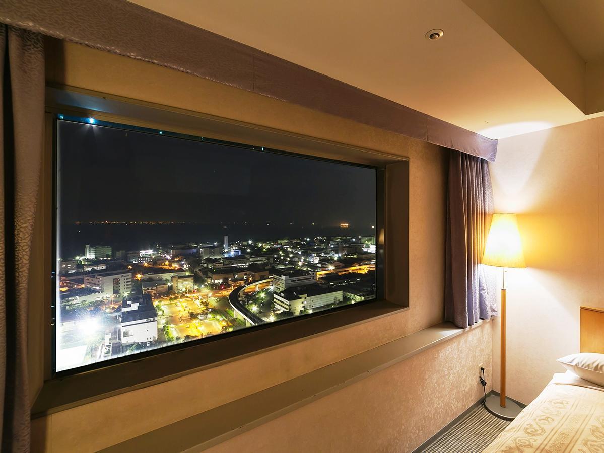 Yokohama Techno Tower Hotel ภายนอก รูปภาพ